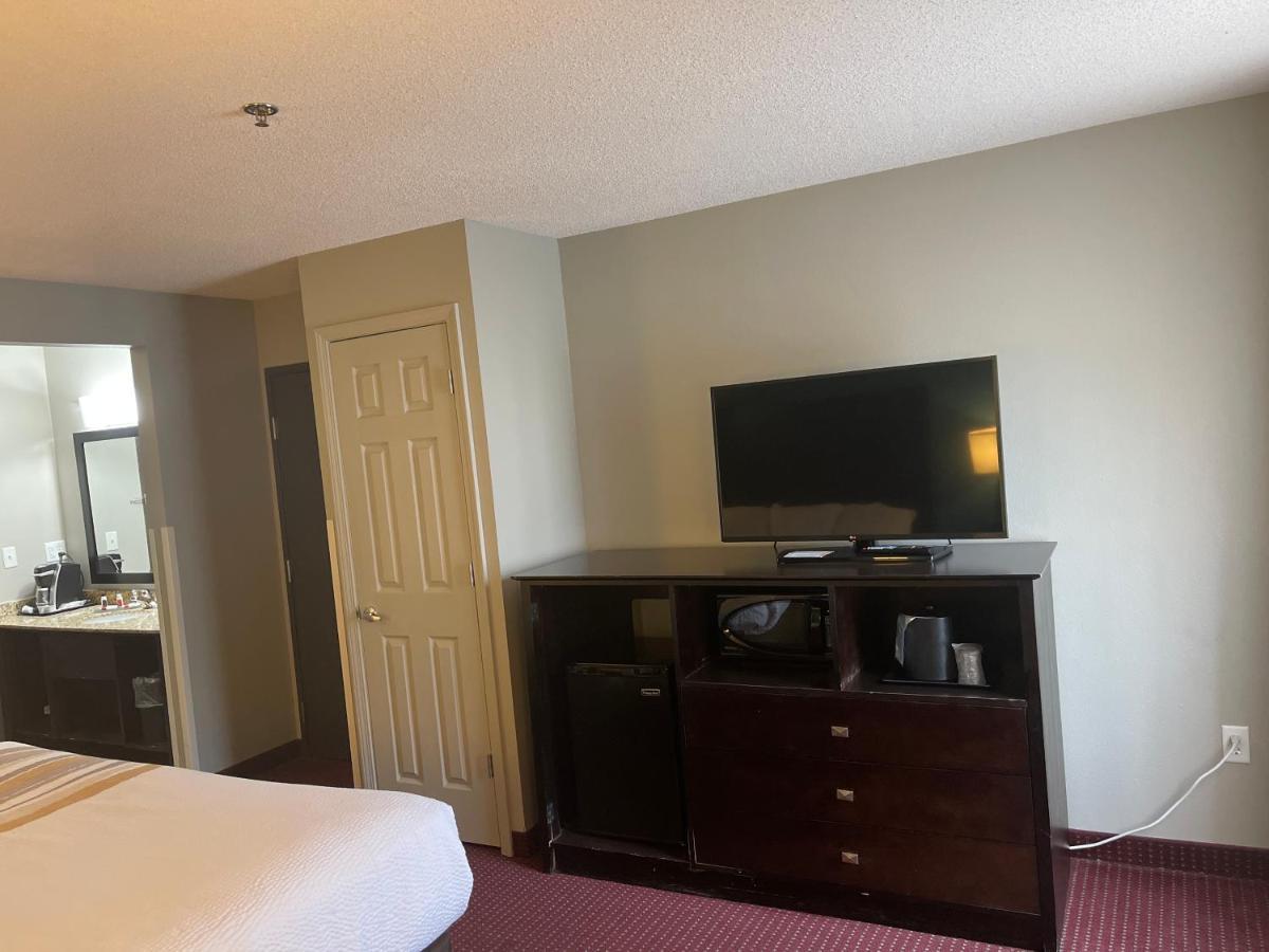 La Quinta By Wyndham O'Fallon, Il - St. Louis Екстериор снимка