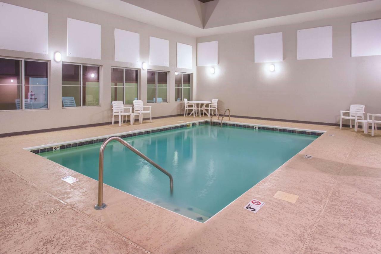 La Quinta By Wyndham O'Fallon, Il - St. Louis Екстериор снимка